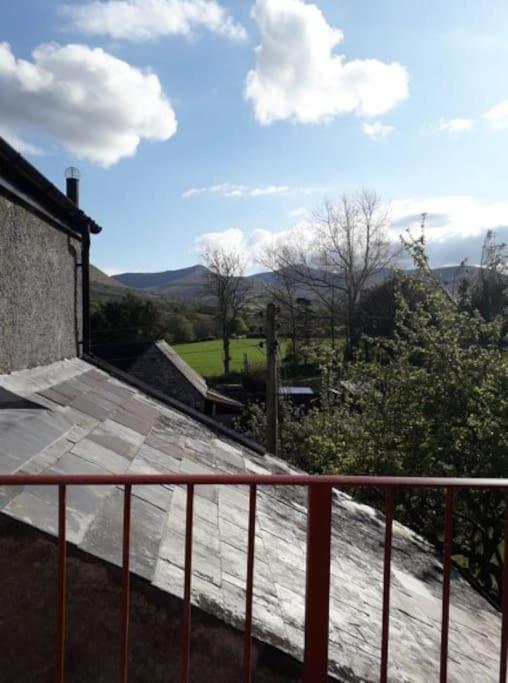 Top Floor At Cantref House Brecon Eksteriør bilde